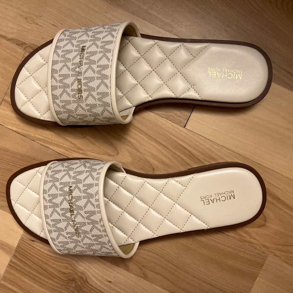Michael Kors sandals NWOT